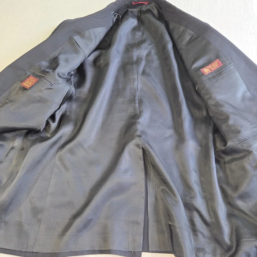 Jos. A. Bank Blazer Mens 46R Navy Blue 100% Wool Gold Crest Button Kent Coat